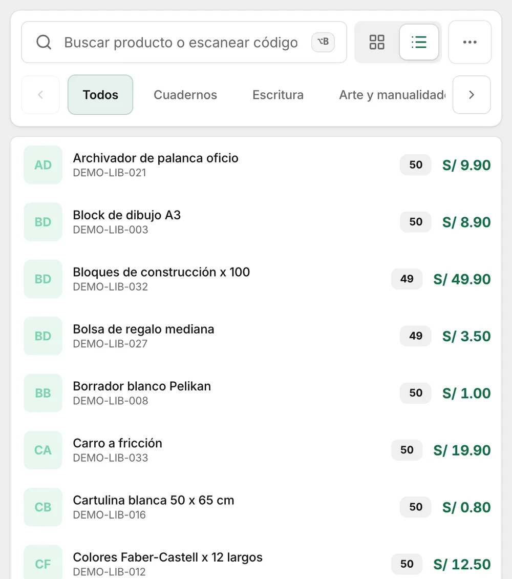 Catálogo del punto de venta como listado: útiles, artículos de bazar y juguetes, cada uno con su código, su stock y su precio